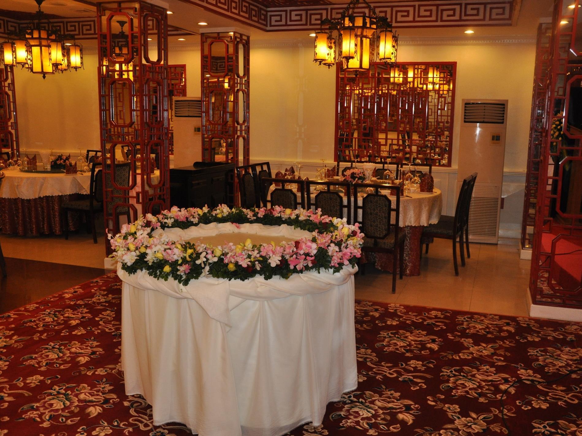 โรงแรมเลอ เปรสซิเดนท์ พนมเปญ ภายนอก รูปภาพ
